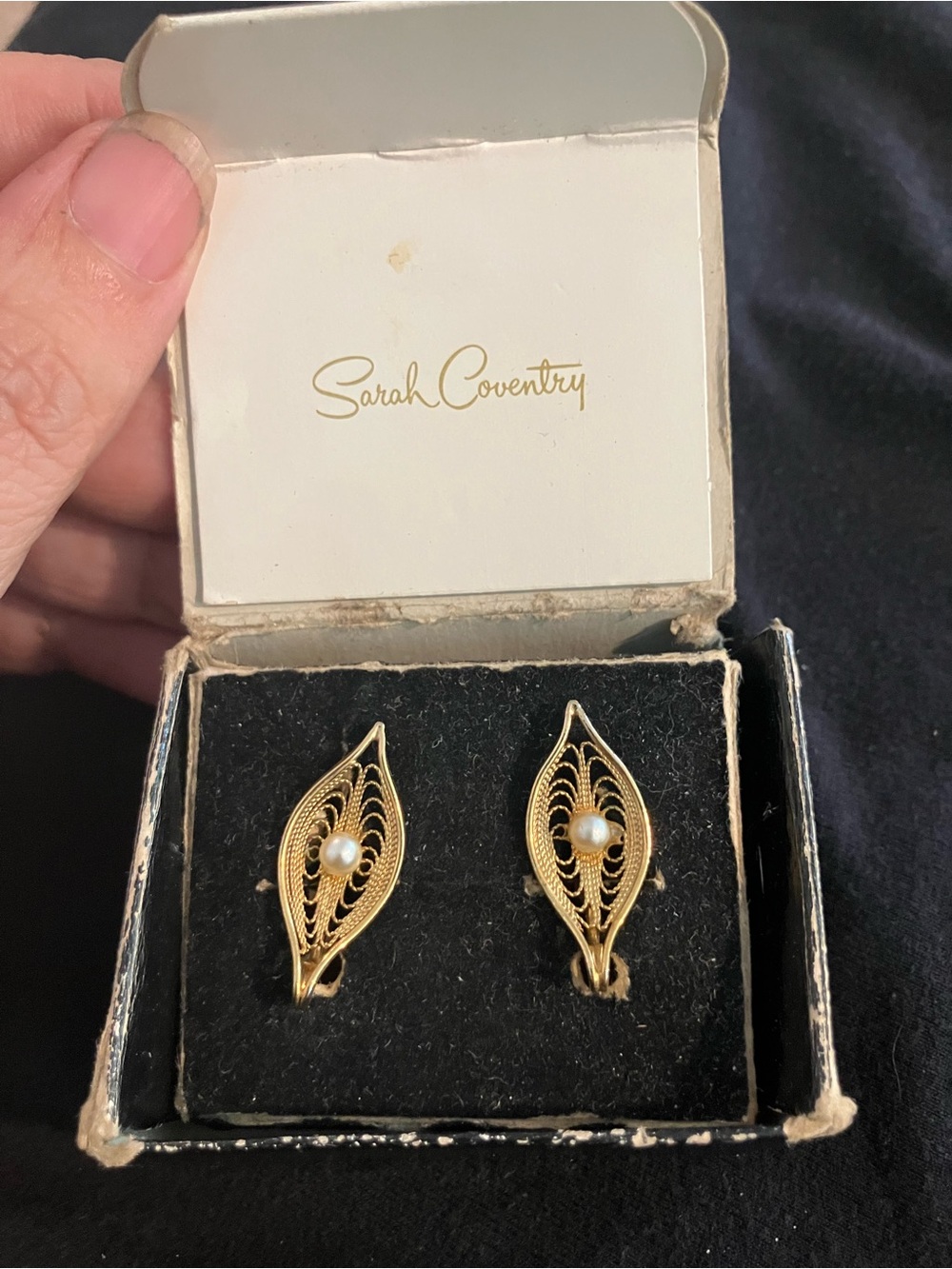 Sarah Coventry Gold Filigree Leaf Earrings with Pearl Accent